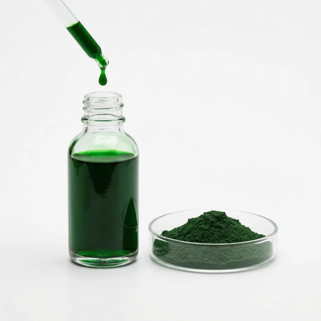 Chlorophylline cuivrique sodique — 100 mg